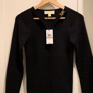 MICHAEL Michael Kors Black V-Neck Knit Sweater size Small, fits M easily